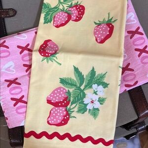 Martha Stewart Strawberry Print Kitchen Towel
One Heart towel. 100% cotton